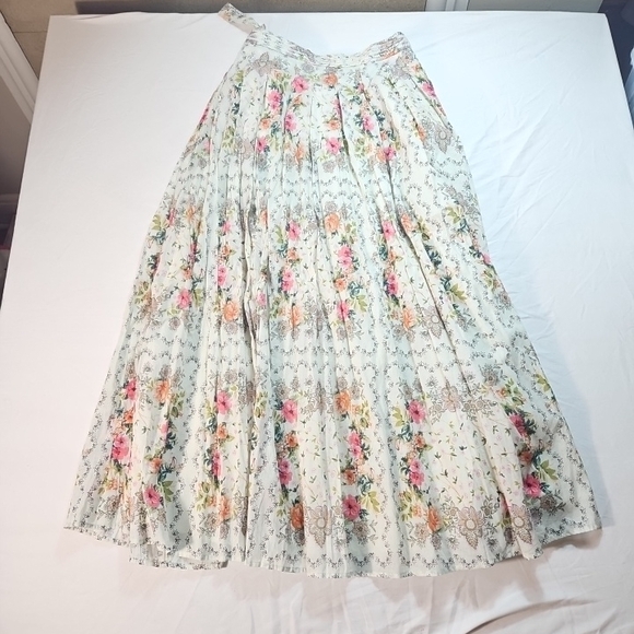 Anthropologie Floral Print Maxi Skirt - Picture 6 of 6